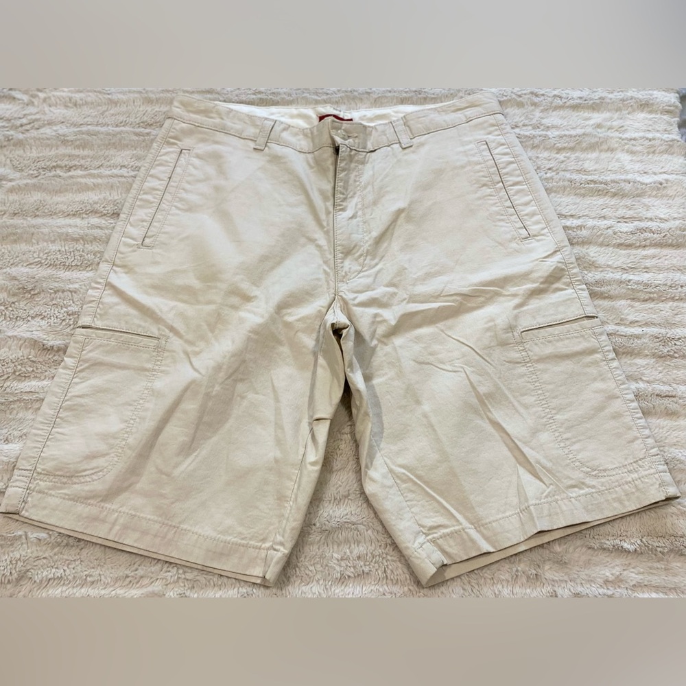 Alfani Cream Flat Front Shorts Versatile Style